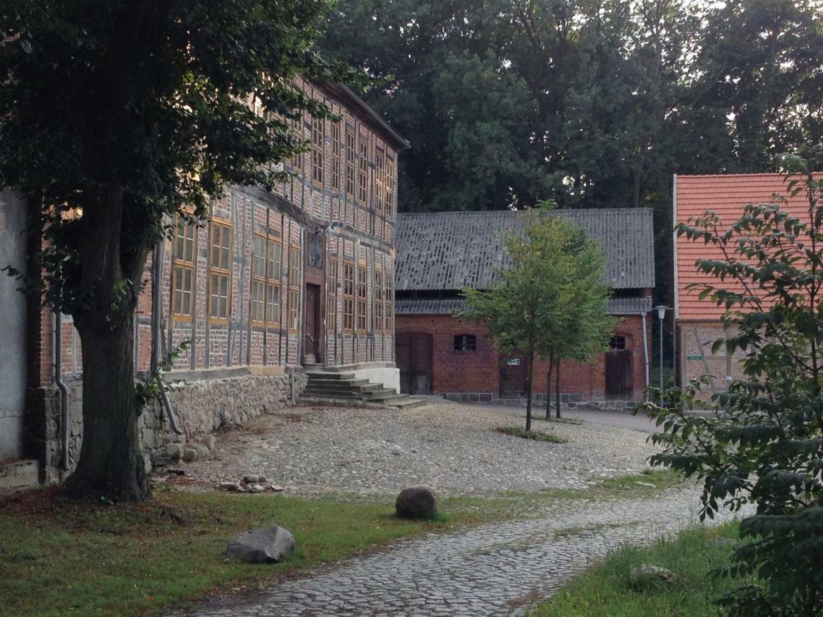 Apartamento Lindstedter Gutsstuben Gardelegen Exterior foto
